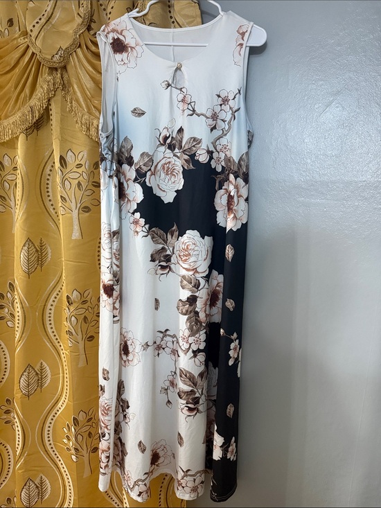 Tops - Floral Sleeveless A-Line Top - White & Brown